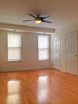 Living Room - Smith Park - Chicago and Western Apartments