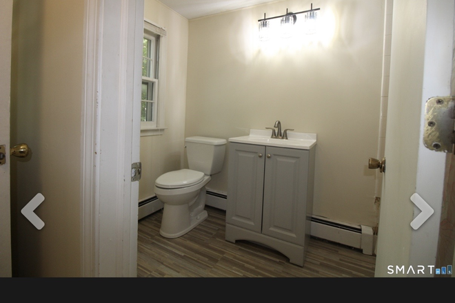 Bathroom - Close to campus, move-in ready, 10 month lease option available! House