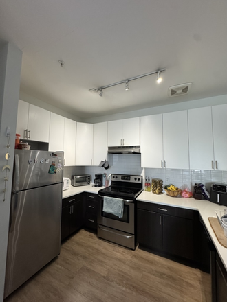 Kitchen - Landmark Apartments