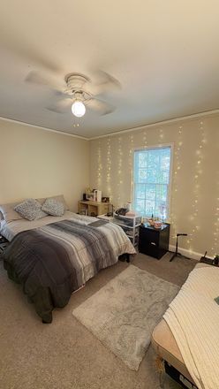 Bedroom - ($725/month/room) 5-Min Walk to Emory, Goizueta & Med | Private Room in 4BR Home