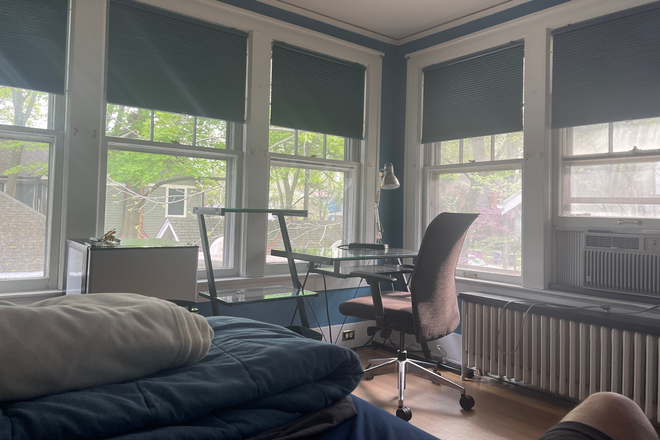 2nd Floor SW Bedroom W/glass topped desk & leather chair - Old West Side - Available for move in Now! (2026-27) Guys only 21+