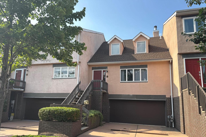 Frony - Furnished, Move-in ready Alden model townhome in the highly desirable Princeton Greens community! Th