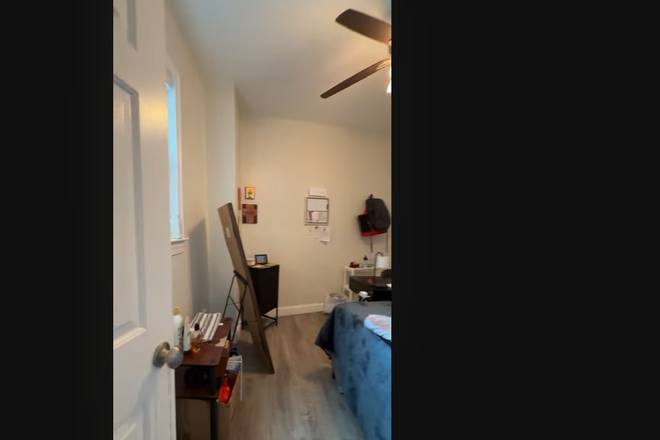 available bedroom - 3-bedroom, 2 bath duplex close to green line (1 room available)