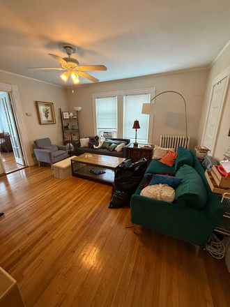 - - RARE LOCATION 4 BED 1.5 BATH TUFTS UNIVERSITY 6/1/2027 Apartments