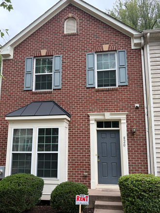 Front view - House for rent available on June 25