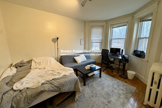 a - Great studio, no broker fee Apartments