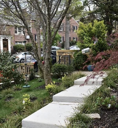 Front garden - Garden view in Glover Park Apartments