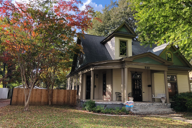 Exterior - Charming and Historic 1 Bedroom Centrally Located in Midtown