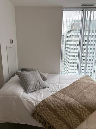 Flex Bedroom - Private Flex room - For females - 8 Widmer St.