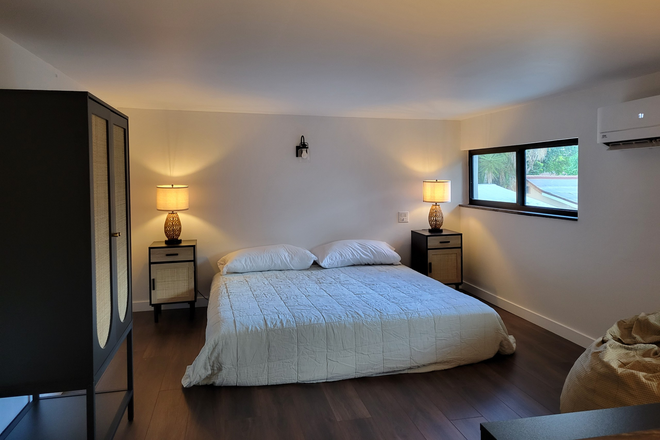 Bedroom - Renovated 1 Bedroom near Campus! Will come with utilities included and 1 parking spots!