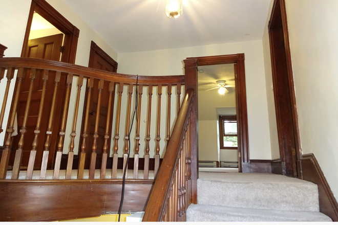 2nd Level Landing - 2 Bed room Apt. Living, Kitchen, Bath, Open Space. Close to Campus and 5 min walk to T. $2450/ mnth