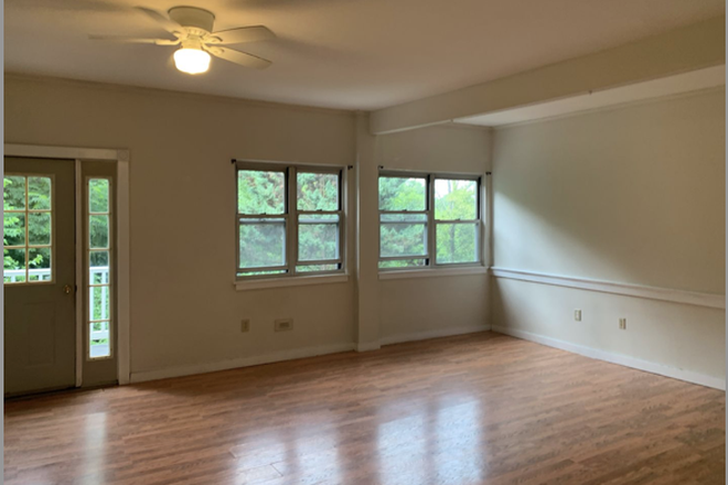 Livingroom - Quiet Light Filled 2 bedroom Apt