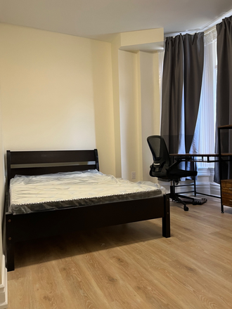 - One room for rent in China town