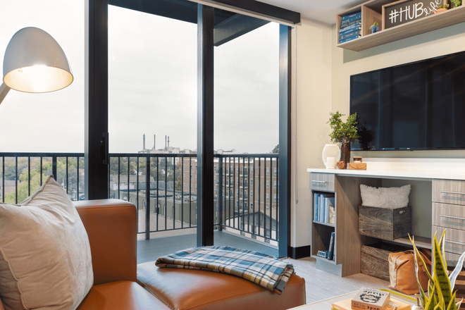 Living Room - Hub State Street Apartments