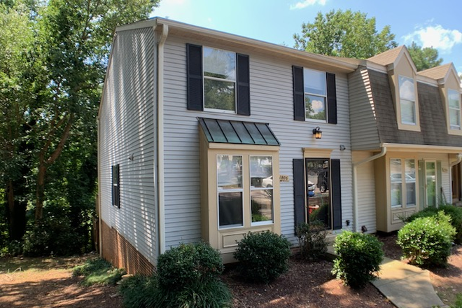 Exterior - 4BD/3.5BA townhome near NCSU & Downtown Raleigh available August 2026!