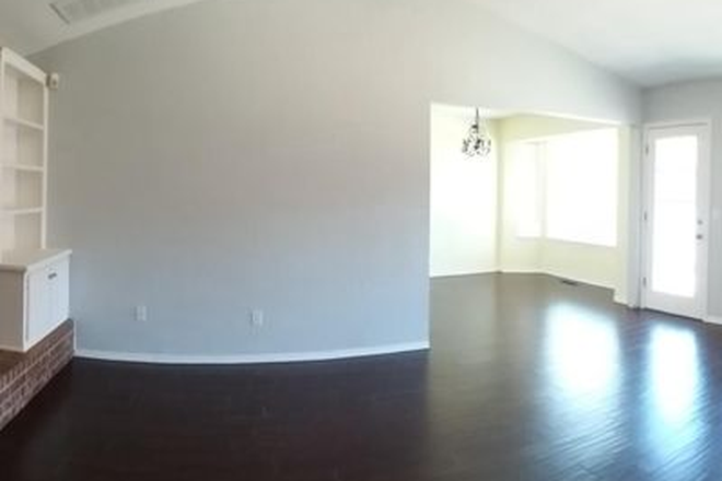 Living & breakfast nook - Oakbrook Addition