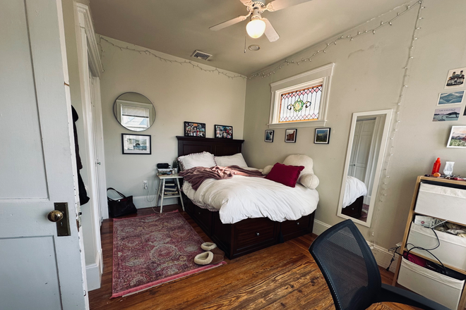 - - 6 BEDROOM APARTMENT NEAR TUFTS