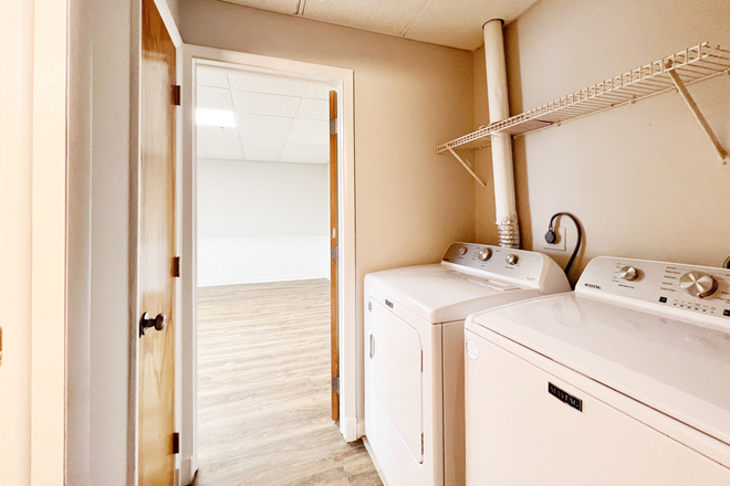 Laundry - Conestoga Road Apartments
