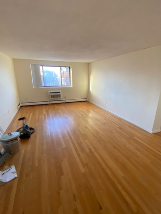 ! - NO FEE Sept. 1st 2 bed in Allston, HT/HW incl, great sun! Near B line and buses. Ref# 71329297