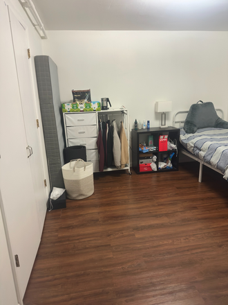 Bedroom - Spacious 1 Bedroom in Symphony (SUMMER SUBLET)