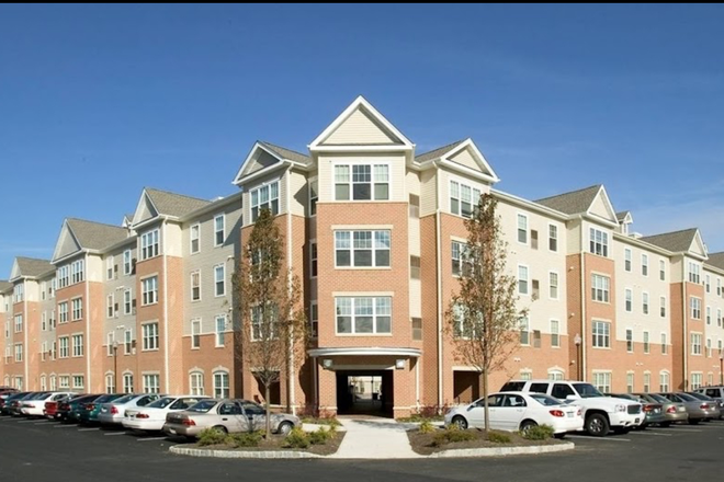 Outside view - 4BR apartment with private bedroom and bathroom at The Edge