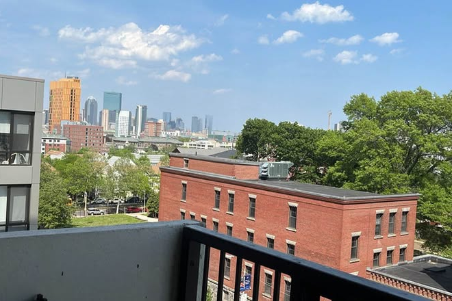 Balcony - The Longwood Apartments