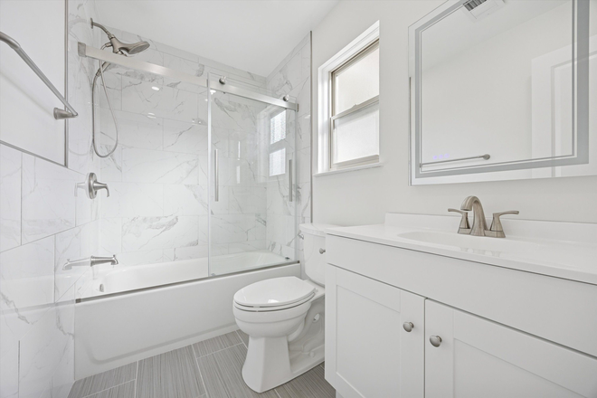 Bathroom - 1BR apt-Bradley Ct-Princeton