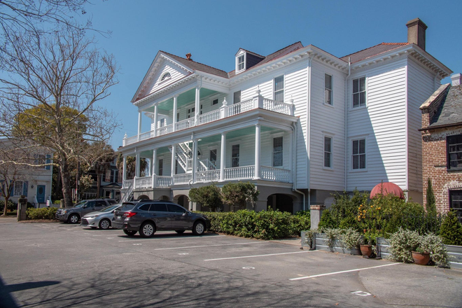 Front with parking - 112 Rutledge Avenue, Unit D Apartments