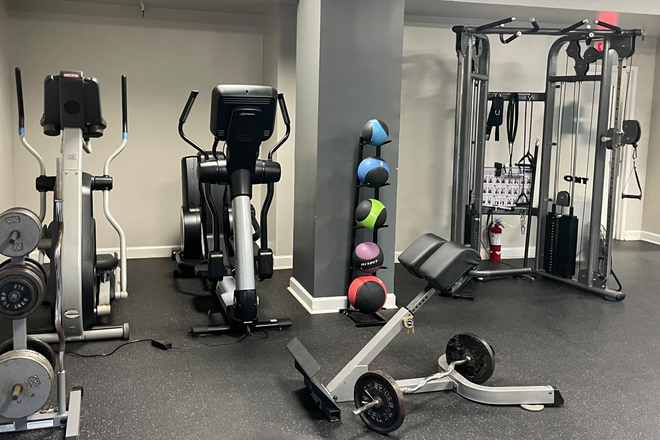 fitness room - Furnished BR in Old 4th Ward, covered gated parking near Emory midtown and GSU Condo