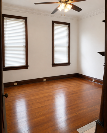 Suite - Summer & Fall Semester House Easy Walk to Campus & Large Room Around 180 Square Ft. Apply Soon
