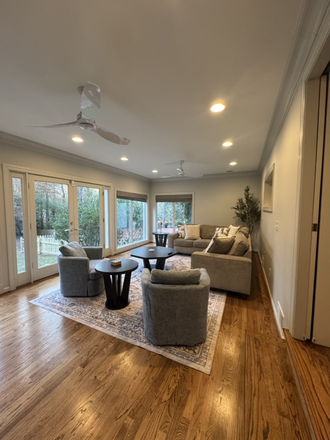 Den - 🎉 Emory Grad Student Housing Special — August Rent FREE! 🎉 Walk to Emory and Village