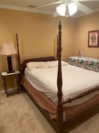bedroom - Furnished Basment Unit for Rent...perfect for Emory graduate student or faculty member
