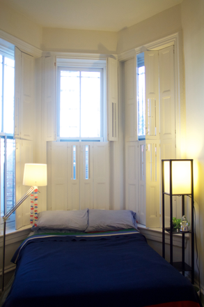 Bed - Large, Bright, Beautiful Furnished Room in Historic Row House - 1 Block to Metro