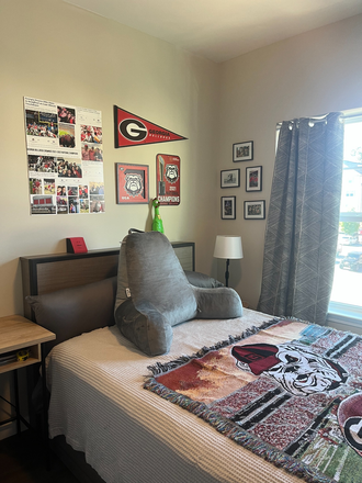 bedroom - Bellamy- private room in 2 bedroom apartment