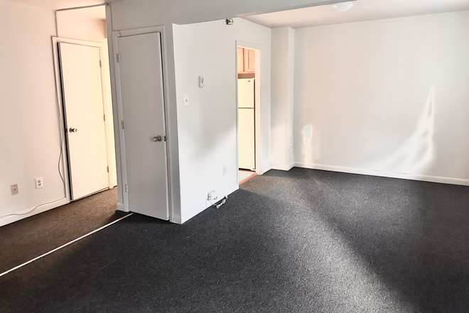 Living and Dining area - 2story, 2bedrm Townhouse. Private entrance on courtyd. Clean. Recent updates. 3blocks from WCU.