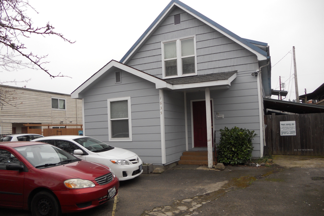 Street View - Room with private bathroom