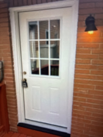 Front door - Cute and convenient for almost everything