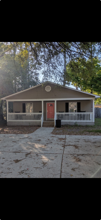 Exterior of House - Just Outside 1-mile (drive or walk to UNCW): Beautiful 100% renovated home