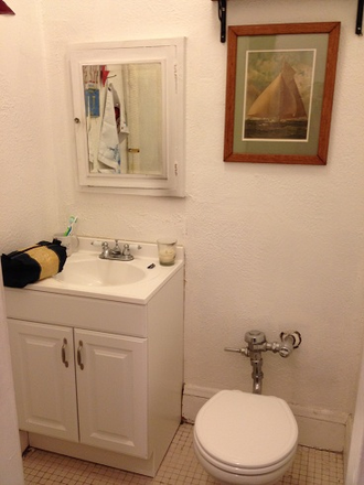 a - FRONT FACING STUDIO Apartments