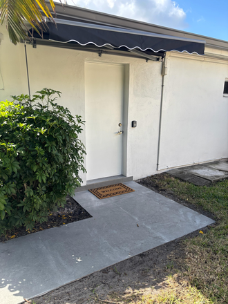 Private entrance - Home away from home