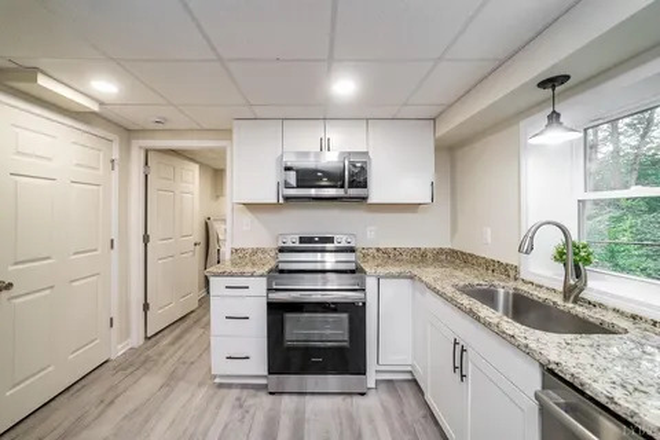 Kitchen - Basement Apartment, Utilities Included, 13 minutes from LU