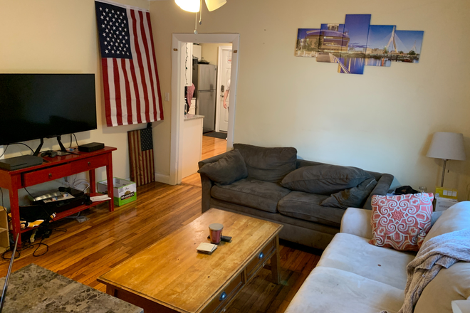 1 - SEPT 2026 - Spacious Cambridge 3b/1b, Student Ok, No Broker Fee! Apartments