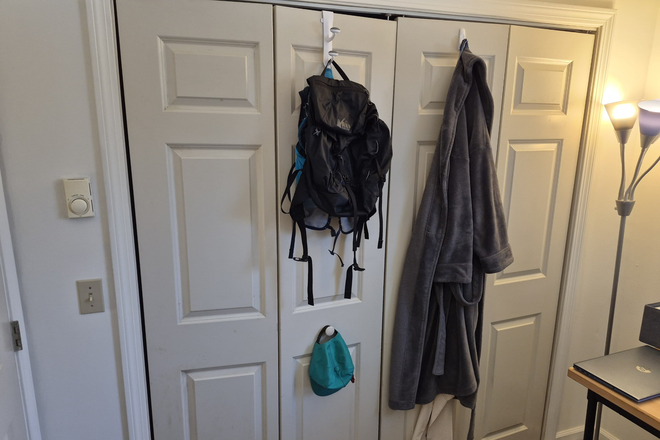 Bedroom for rent - 1 bedroom available in a 2 bedroom and 1.5 bathroom apartment