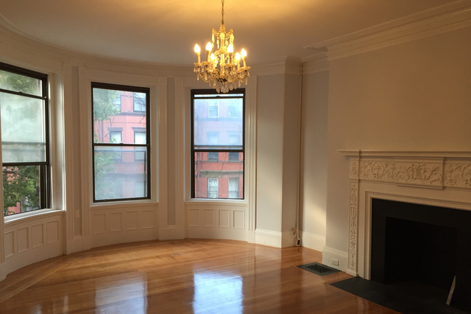 Living Space - Back Bay 1 Bed Marlborough St
