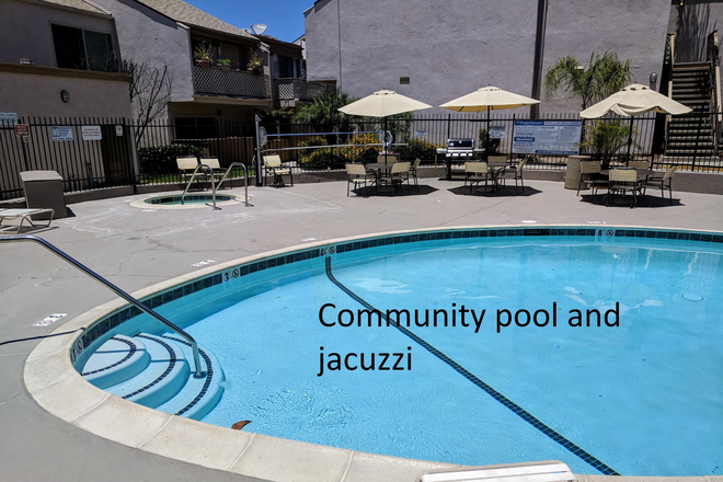 Community pool - $3,200 Condo 3 bedroom 2 bath