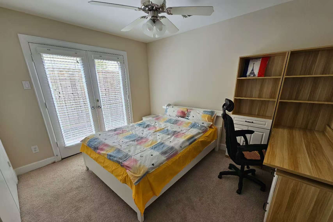 Bedroom - Single bedrooms available!
