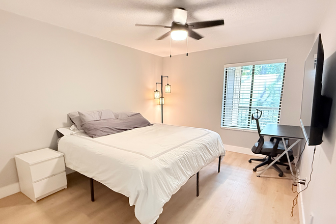 Bedroom 1 - 2/2 Fully Furnished Apt – All Utilities INCLUDED