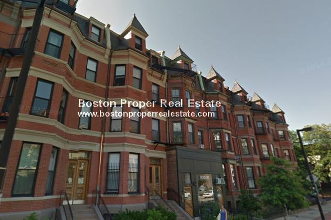 a - FRONT FACING Apartments