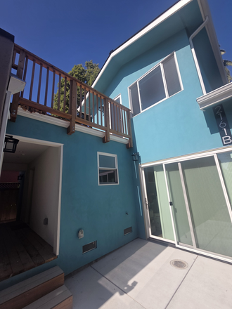 Front of Townhouse - House in central Berkeley. Furnished. Patio.Deck. Available Now till June 2027