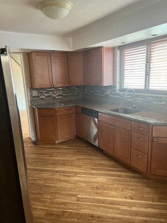 Kitchen - 2206 Sarah Street